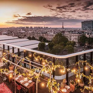 4* מלון Novotel Porte Versailles