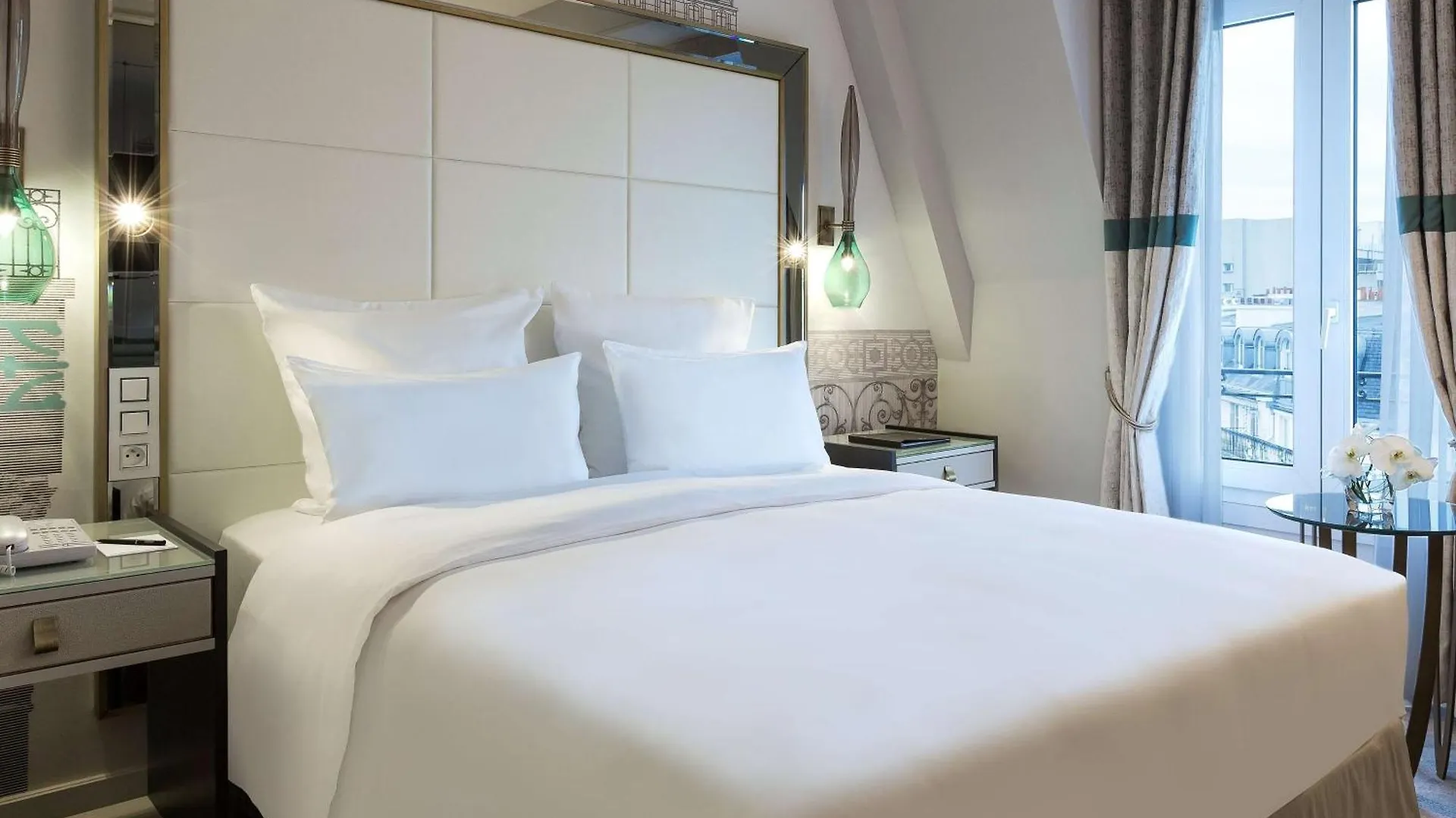 Hilton Paris Opera Hotel 4*,